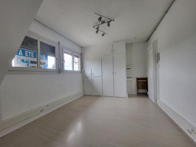 Appartement 1 pièce de 18m2, 48 rue des 3 Villes 88100 Saint