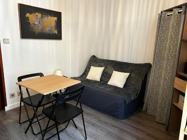 Appartement 1 pièce de 12