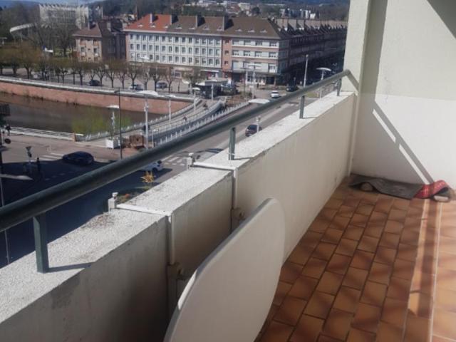 Appartement 1 pièce de 36m2, 3/5 Place Saint Martin 88100 Sa