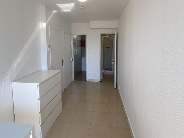 Location appartement 1 pièce, 15.59m², Drancy