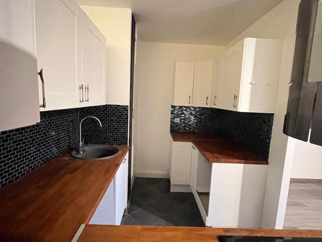 Appartement 1 pièce Épinay sous Sénart 45.41m² 770€ à louer l'Adresse