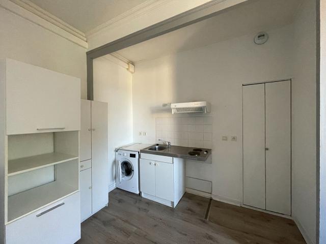 Appartement 1 pièce Fontenay le Comte 25.39m² 370€ à louer