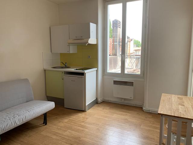 Appartement 1 pièce Jonzac 14.30m² 308€ à louer l'Adresse