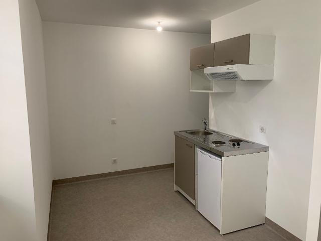 Appartement 1 pièce La Roche sur Yon 14.76m² 415€ à louer l'Adresse