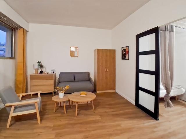 Appartement 1 pièce Le Cannet 26.91m² 766€ à louer