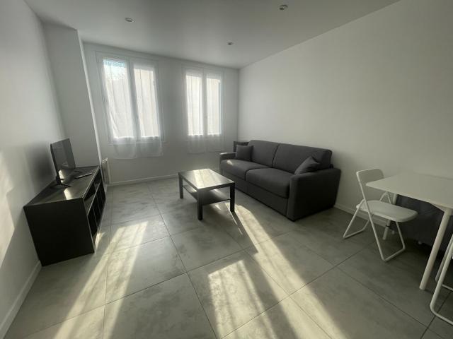 Appartement 1 pièce Limours 25.63m² 750€ à louer