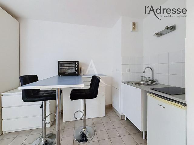 Appartement 1 pièce Puteaux 19.00m² 842€ à louer