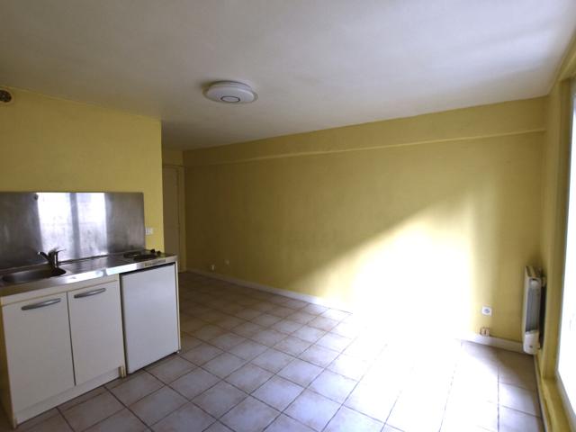 Location appartement 1 pièce, 18.18m², Pontoise