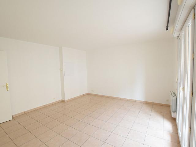 Appartement 1 pièce Pontoise 28.29m² 690€ à louer l'Adresse