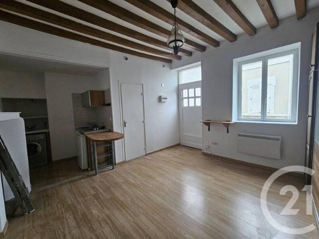 Appartement 1 pièce Reuilly 36260