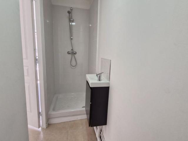 Appartement 1 pièce studio 14m²