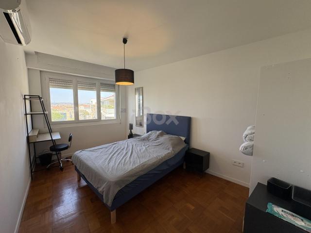 Appartement 1 pièce s 11.99 m²