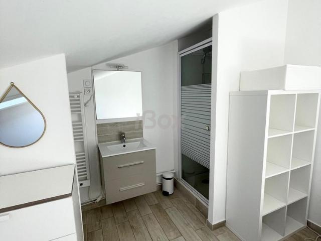 Appartement 1 pièce s 1 chambre s 22.32 m²