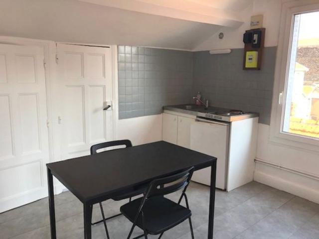 Appartement 1 pièce s 1 chambre s 25 m²