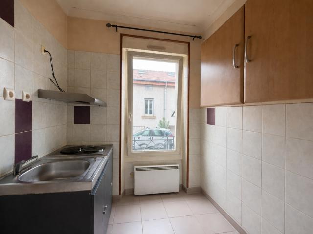 Appartement 1 pièce s 1 chambre s 30.5 m²