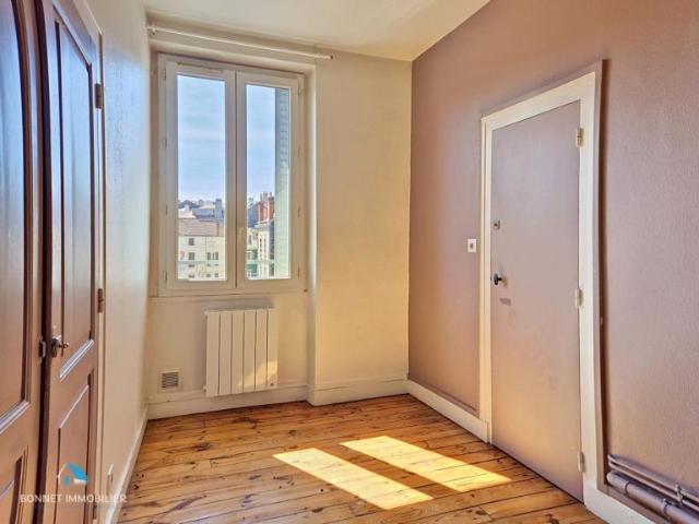 Appartement 1 pièce s 25 m²