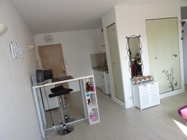Appartement 1 pièce s 28 m2