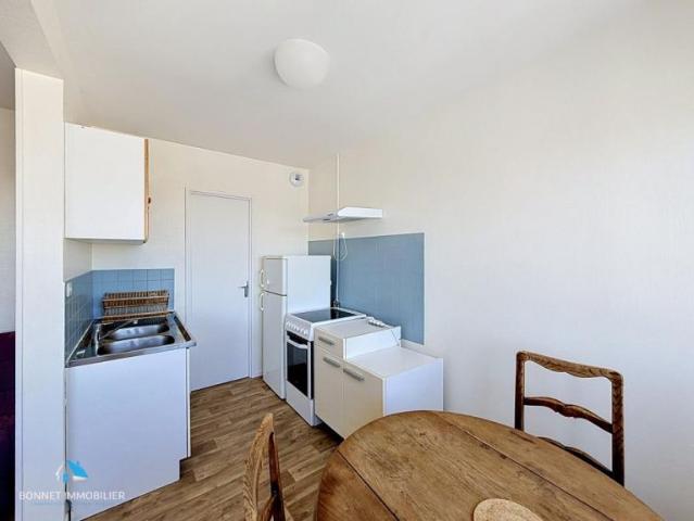 Appartement 1 pièce s 29 m²