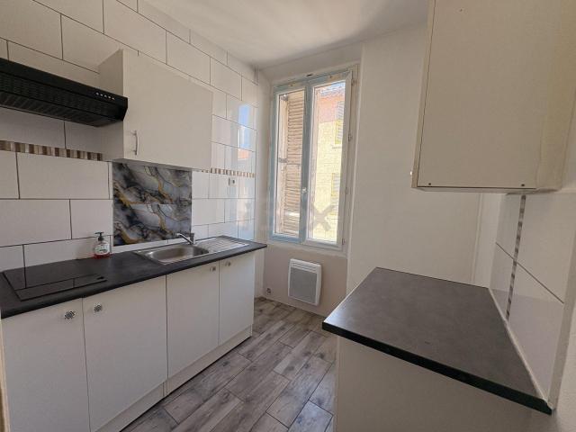 Appartement 1 pièce s 31.1 m²