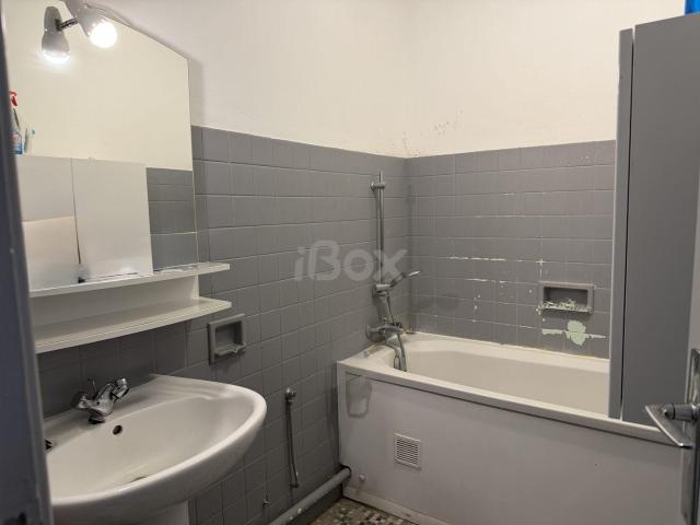 Appartement 1 pièce s 38.85 m²