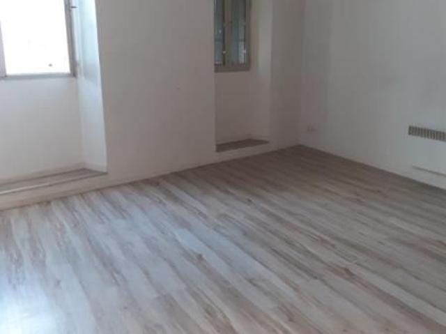 Appartement 1 pièce s 54 m²