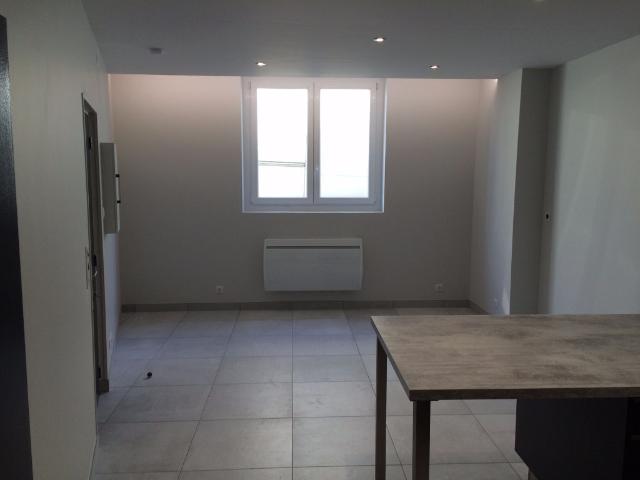 Appartement 1 pièce Saint Gilles Croix de Vie 26.26m² 450€ à louer l'Adresse