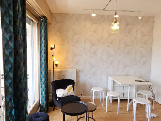 Appartement 1 pièce Versailles 26.99m² 850€ à louer