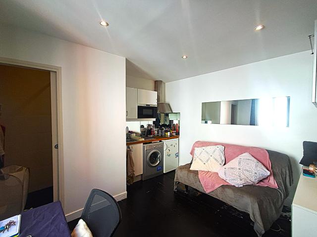 Appartement 1 pièce 14 m²