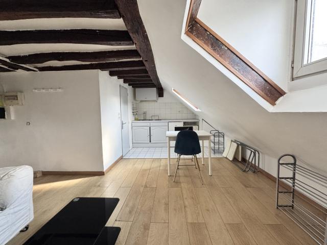 Appartement 1 pièce 14 m²