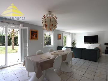 Appartement 1 pièce, 14 m² à louer à Mandres les Roses 94520