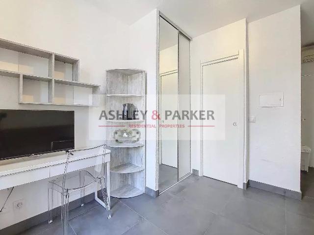 Appartement 1 pièce, 14 m² à louer à Nice 06000