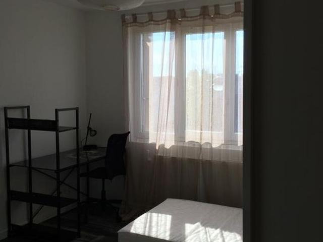 Appartement 1 pièce, 14 m² à louer à Orsay 91400