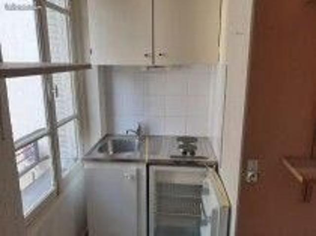 Appartement 1 pièce, 14 m² à louer à Paris 15 75015