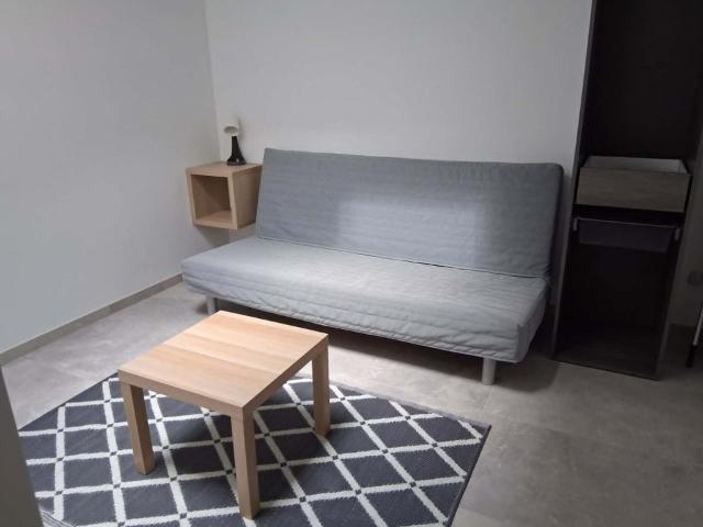 Appartement 1 pièce, 14 m² à louer à Saint Quentin 02100
