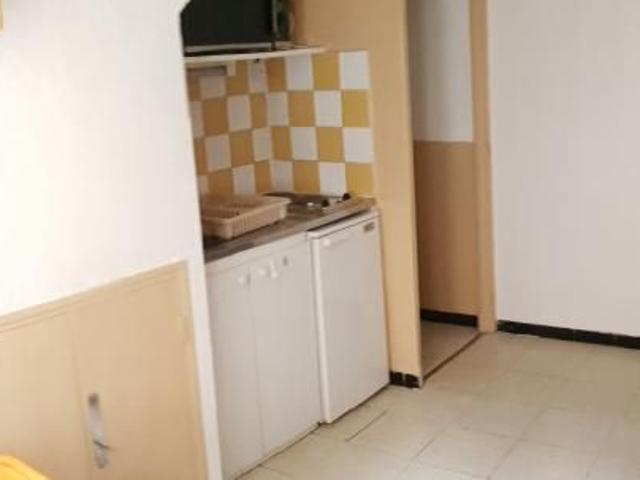 Appartement 1 pièce, 15 m² à louer à Nîmes 30000