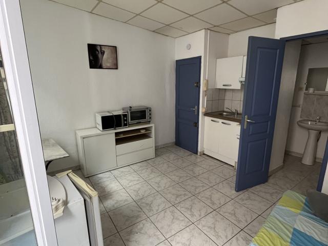Appartement 1 pièce, 15 m² à louer à Aubagne 13400