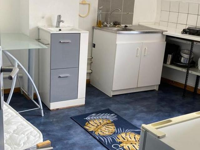 Appartement 1 pièce, 15 m² à louer à Lille 59000