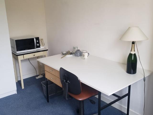 Appartement 1 pièce, 15 m² à louer à Versailles 78000