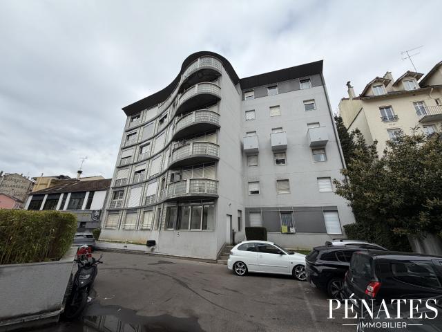 Appartement 1 pièce 16 m²