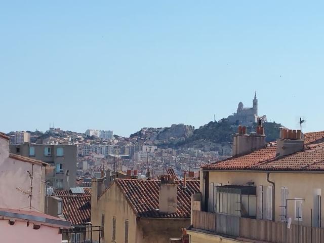 Appartement 1 pièce, 16 m² à louer à Marseille 1 13001