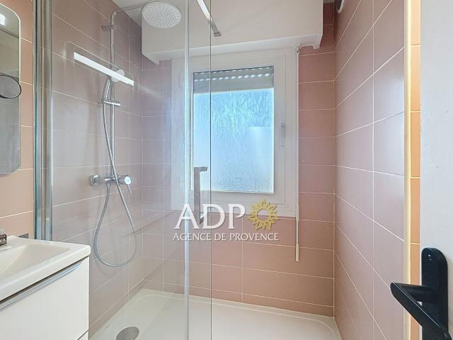 Appartement 1 pièce, 16 m² à louer à Antibes 06600