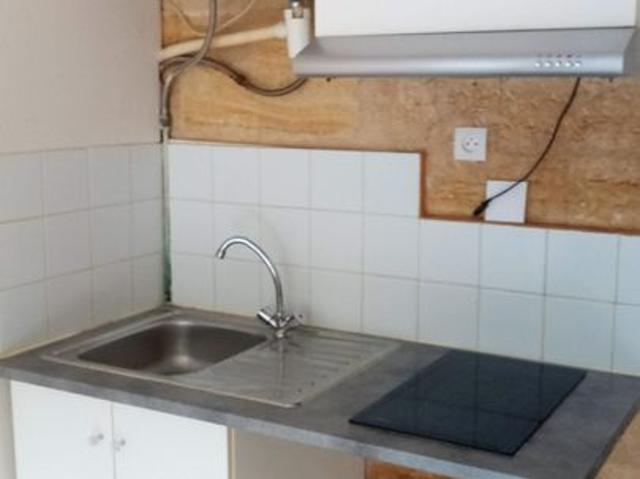 Appartement 1 pièce, 16 m² à louer à Castillon la Bataille 33350