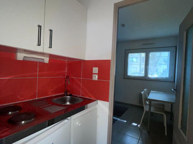 Appartement 1 pièce, 16 m² à louer à Pau 64000