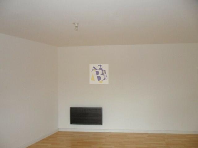 Appartement 1 pièce, 16 m² à louer à Ruelle sur Touvre 16600
