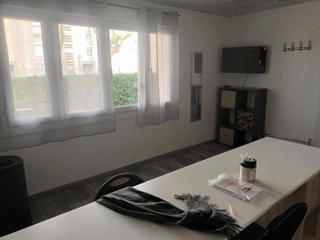 Appartement 1 pièce, 16 m² à louer à Vaulx en Velin 69120