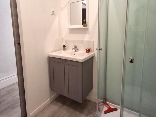 Appartement 1 pièce, 16 m² à louer à Vichy 03200