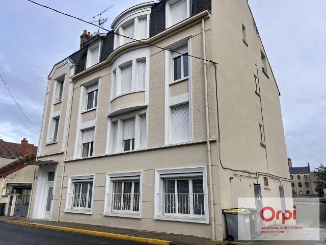 Appartement 1 pièce, 17 m² à louer à Montluçon 03100