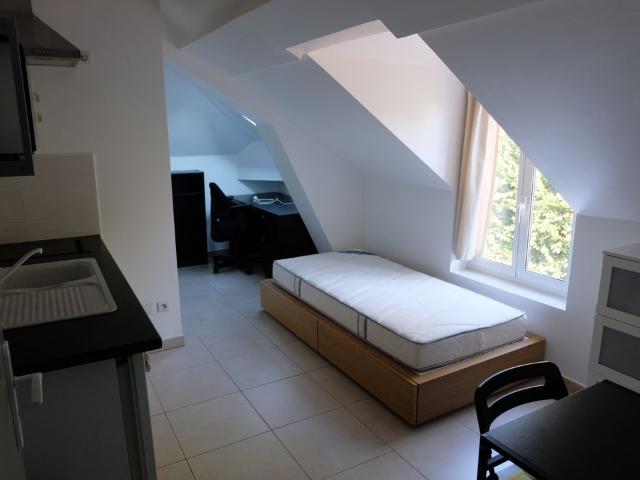 Appartement 1 pièce, 17 m² à louer à Orsay 91400