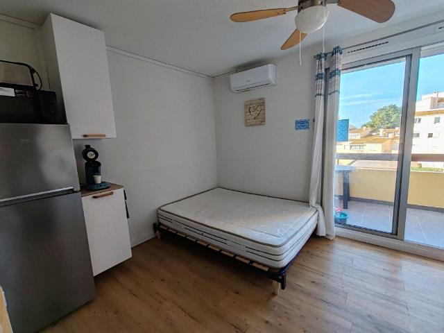 Appartement 1 pièce, 17 m² à louer à Agde 34300