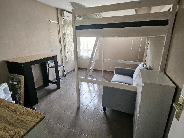 Appartement 1 pièce, 17 m² à louer à Bondy 93140
